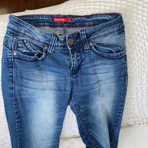 WannaBettaButt YMI Booty-Shaping Jeans✨